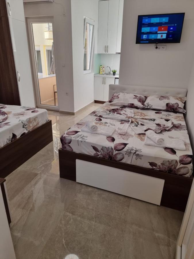 Ebra Lux Apartmani Dobra Voda Εξωτερικό φωτογραφία