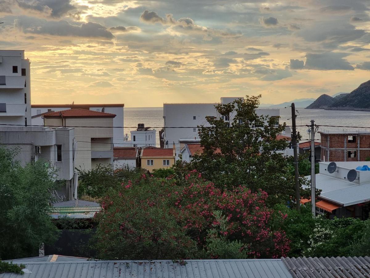 Ebra Lux Apartmani Dobra Voda Εξωτερικό φωτογραφία